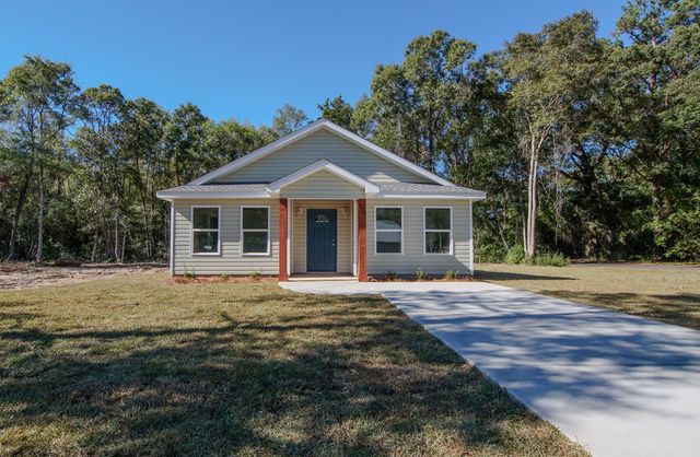 374 S 20th Street, Defuniak Springs, FL 32435