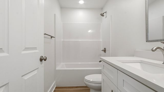 374 S 20th Street, Defuniak Springs, FL 32435