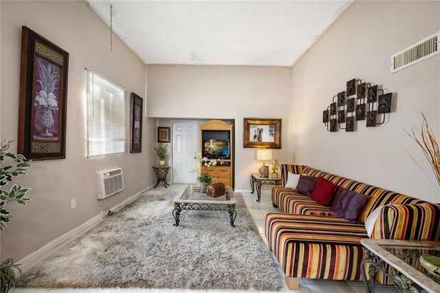 1110 S 29th Avenue, Hollywood, FL 33020