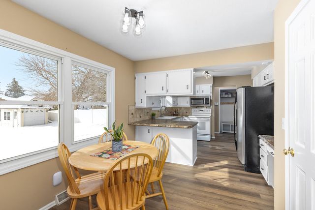 1936 Lockmere Drive Se, City Of Kentwood, MI 49508