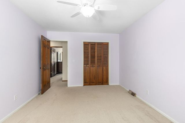 1936 Lockmere Drive Se, City Of Kentwood, MI 49508