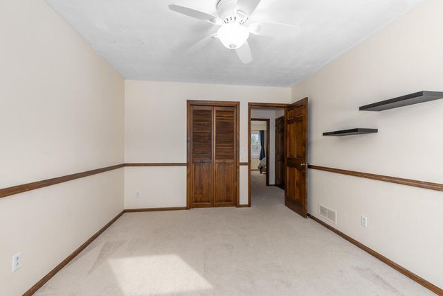 1936 Lockmere Drive Se, City Of Kentwood, MI 49508