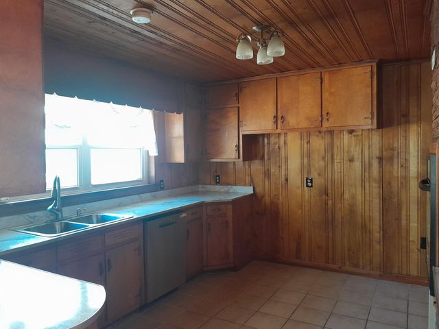 364 Cherokee Trail, Copperhill, TN 37317