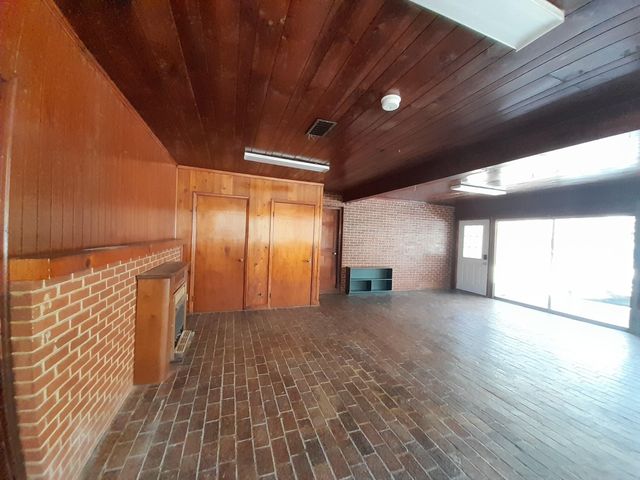 364 Cherokee Trail, Copperhill, TN 37317