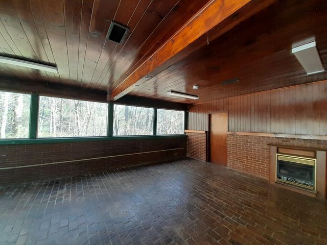 364 Cherokee Trail, Copperhill, TN 37317