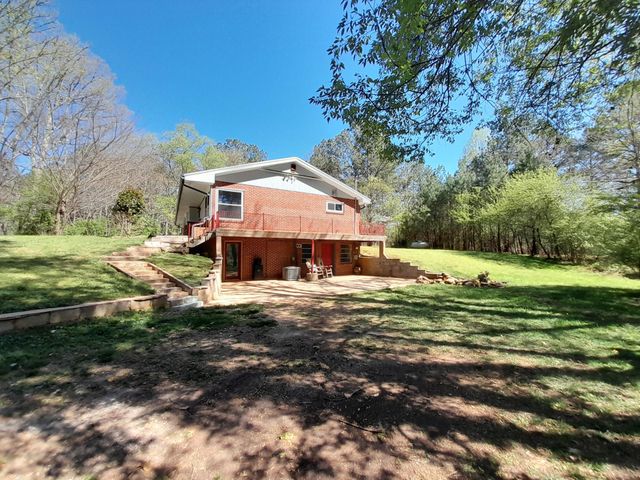 364 Cherokee Trail, Copperhill, TN 37317