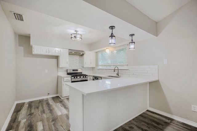 2129 Richbrook Drive, Garland, TX 75044