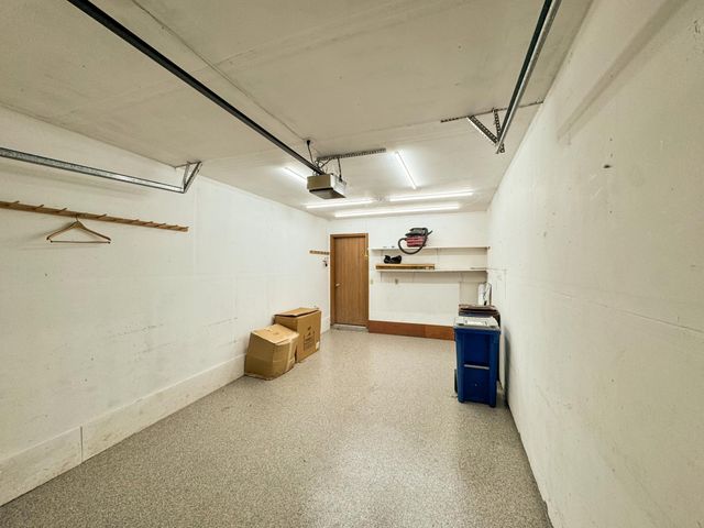 15565 26th Avenue N B, Plymouth, MN 55447