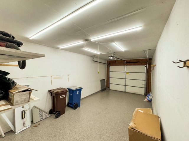 15565 26th Avenue N B, Plymouth, MN 55447