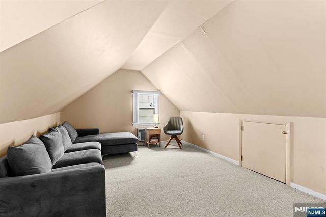 80 Ardmore Avenue, Clifton, NJ 07014