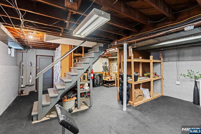 80 Ardmore Avenue, Clifton, NJ 07014