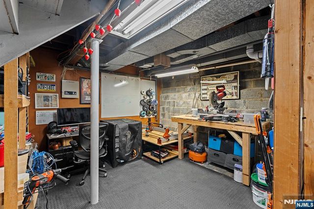 80 Ardmore Avenue, Clifton, NJ 07014