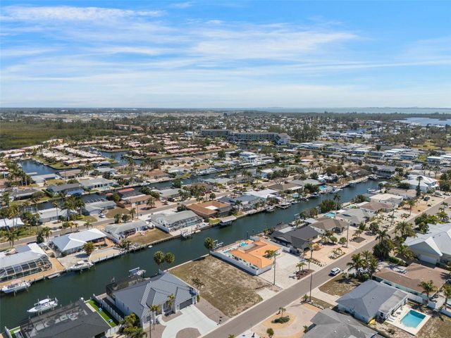 4007 COCONUT TERRACE, Bradenton, FL 34210