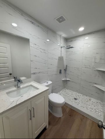 1019 E Waco Avenue, Dallas, TX 75216