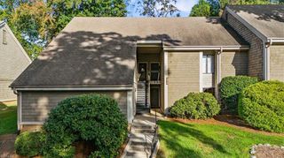 1518 Benjamin Parkway B, Greensboro, NC 27408