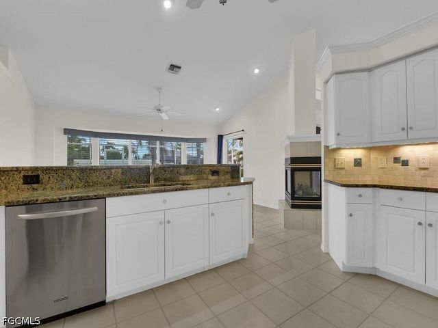 5204 SW 3rd AVE, Cape Coral, FL 33914
