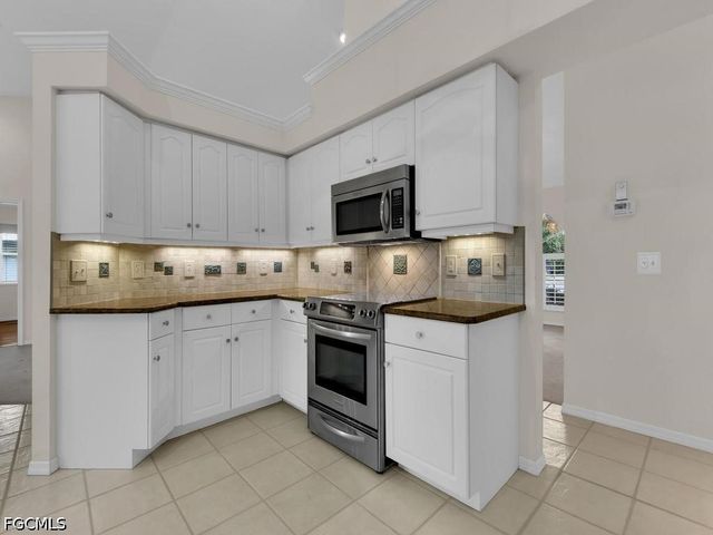 5204 SW 3rd AVE, Cape Coral, FL 33914