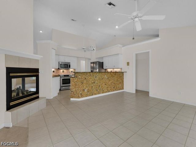 5204 SW 3rd AVE, Cape Coral, FL 33914