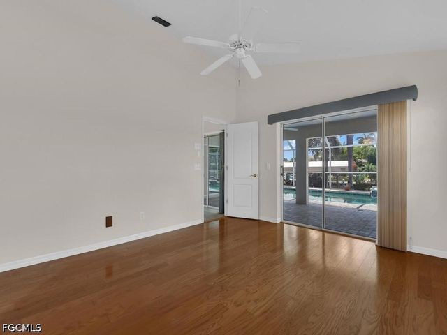 5204 SW 3rd AVE, Cape Coral, FL 33914