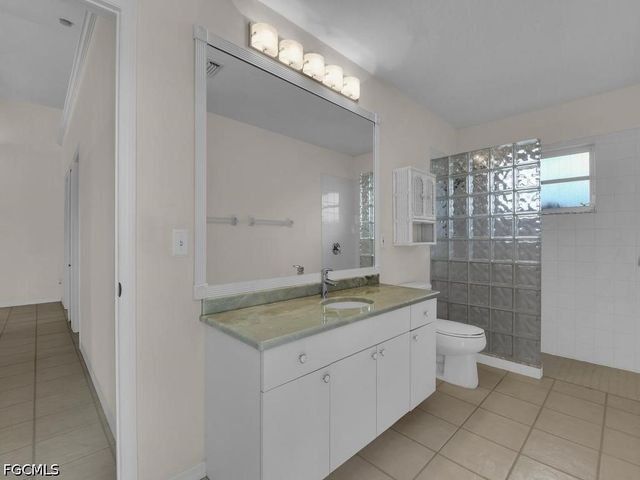 5204 SW 3rd AVE, Cape Coral, FL 33914