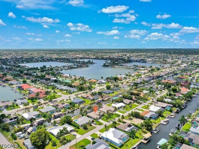 5204 SW 3rd AVE, Cape Coral, FL 33914