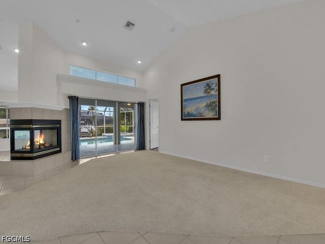 5204 SW 3rd AVE, Cape Coral, FL 33914