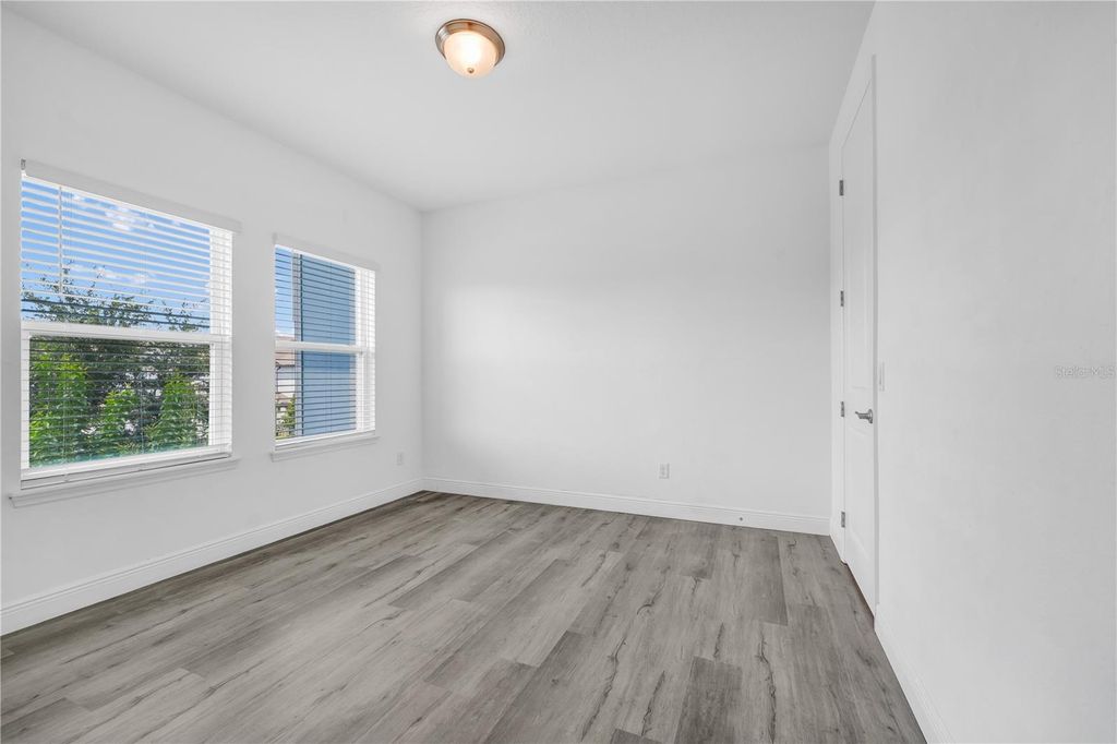 Image 22 of property listing at 7381 ALPINE BUTTERFLY LANE, Orlando, FL 32819