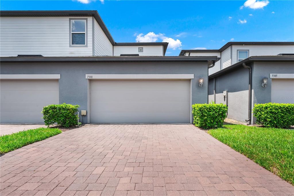 Image 27 of property listing at 7381 ALPINE BUTTERFLY LANE, Orlando, FL 32819