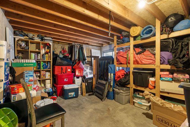 1653 S 500 E, Kaysville, UT 84037