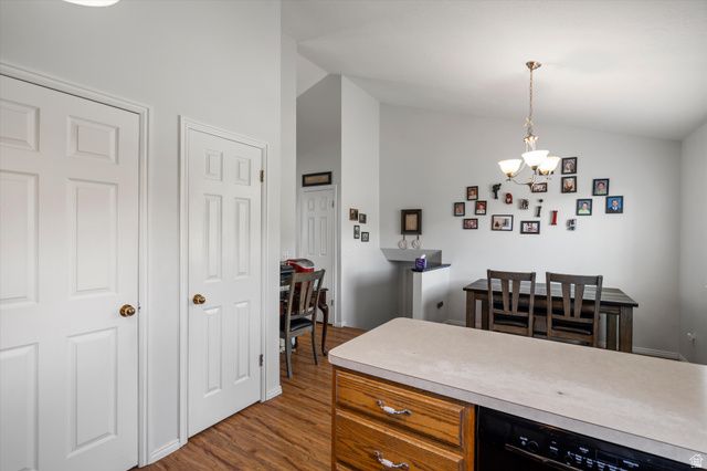 1653 S 500 E, Kaysville, UT 84037