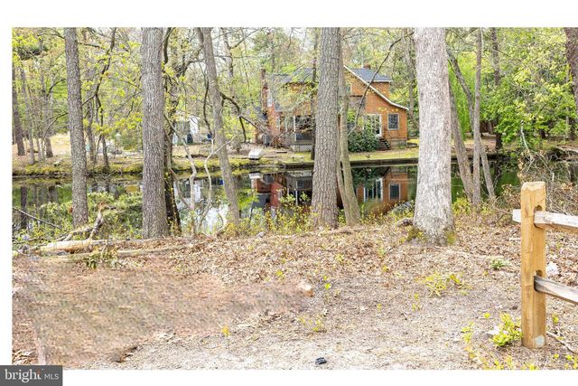 20 COLUMBINE AVE, Browns Mills, NJ 08015