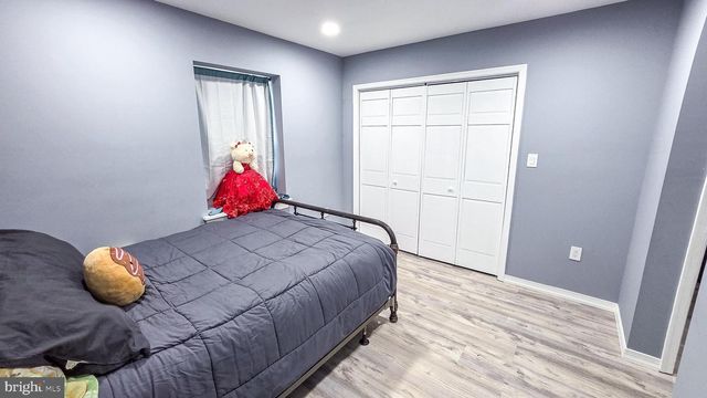 20 COLUMBINE AVE, Browns Mills, NJ 08015