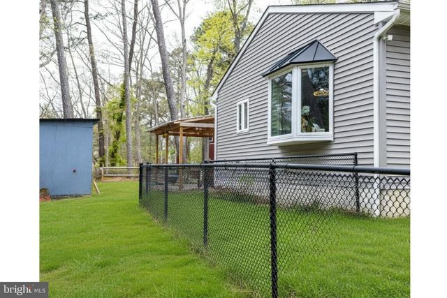 20 COLUMBINE AVE, Browns Mills, NJ 08015