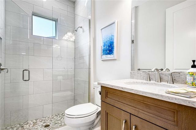 6159 Rodney Bay LN, Naples, FL 34113