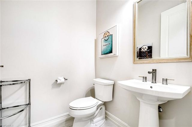 6159 Rodney Bay LN, Naples, FL 34113