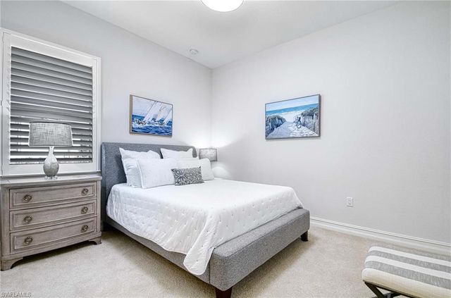 6159 Rodney Bay LN, Naples, FL 34113