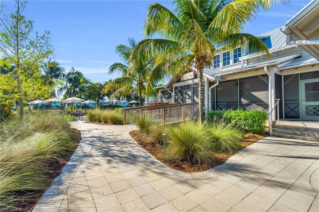 6159 Rodney Bay LN, Naples, FL 34113