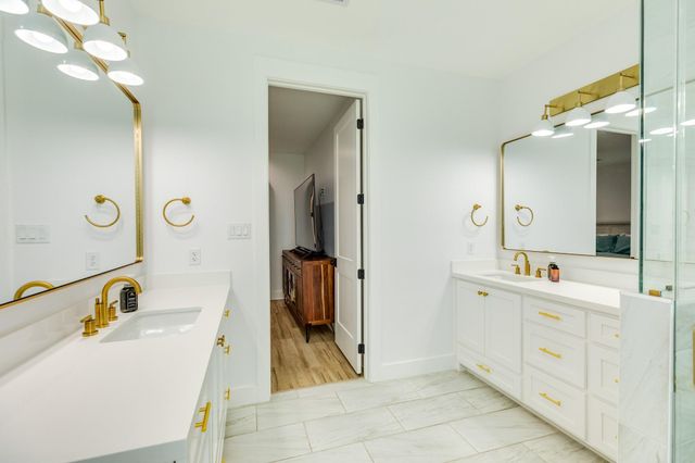 2015 Main Street, Danbury, TX 77534