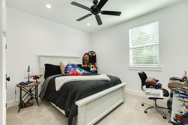 2015 Main Street, Danbury, TX 77534