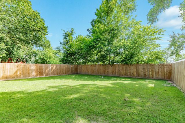 2015 Main Street, Danbury, TX 77534