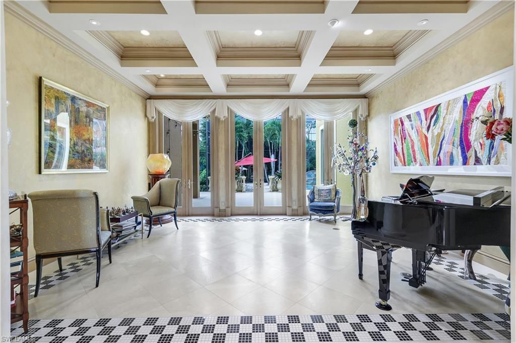 683 Hickory RD, NAPLES, FL 34108 — photo 5