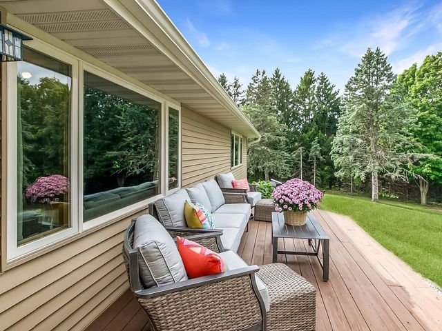 W7610 GRANDVIEW ROAD, Hortonville, WI 54944