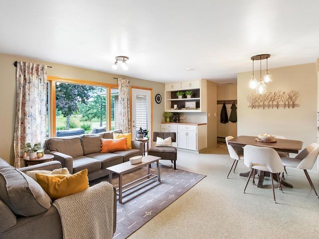 W7610 GRANDVIEW ROAD, Hortonville, WI 54944