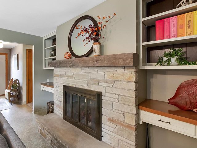W7610 GRANDVIEW ROAD, Hortonville, WI 54944