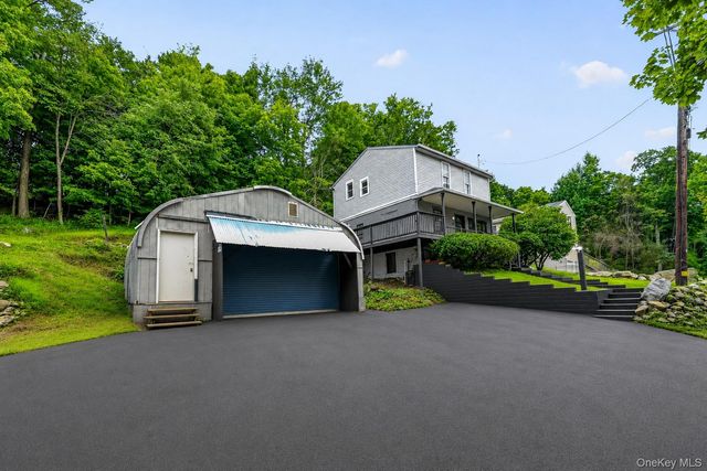 17 Underhill Trail, Monroe, NY 10950