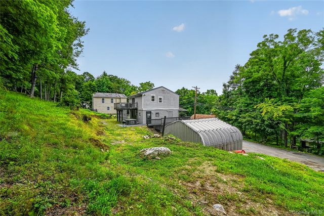 17 Underhill Trail, Monroe, NY 10950