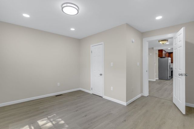 9 Hampton Street, Ware Shoals, SC 29692