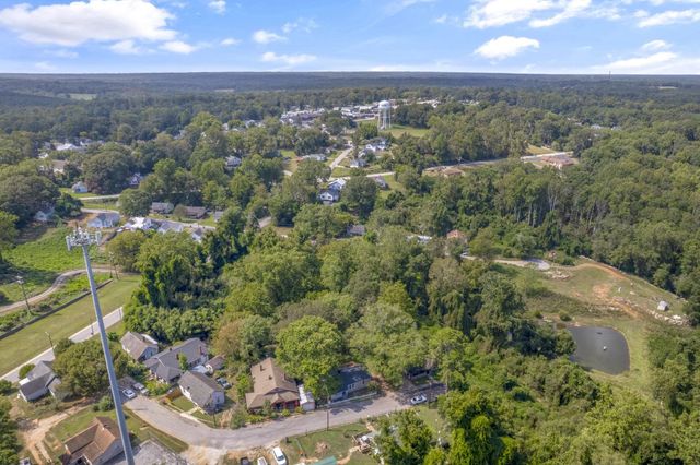 9 Hampton Street, Ware Shoals, SC 29692