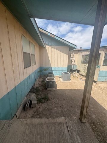 201 47th St, Fort Stockton, TX 79735