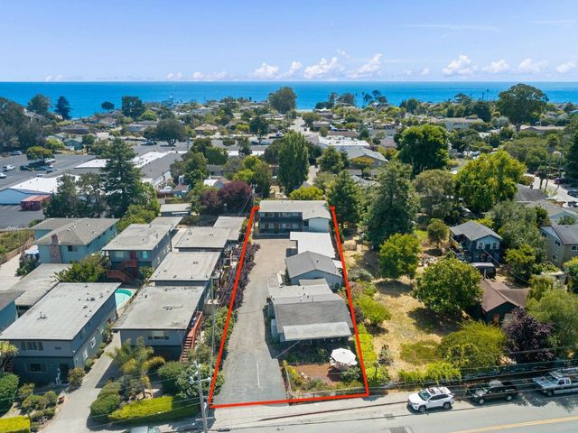 1450 Merrill Street, Santa Cruz, CA 95062